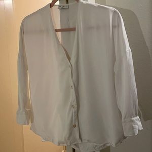 White v neck blouse